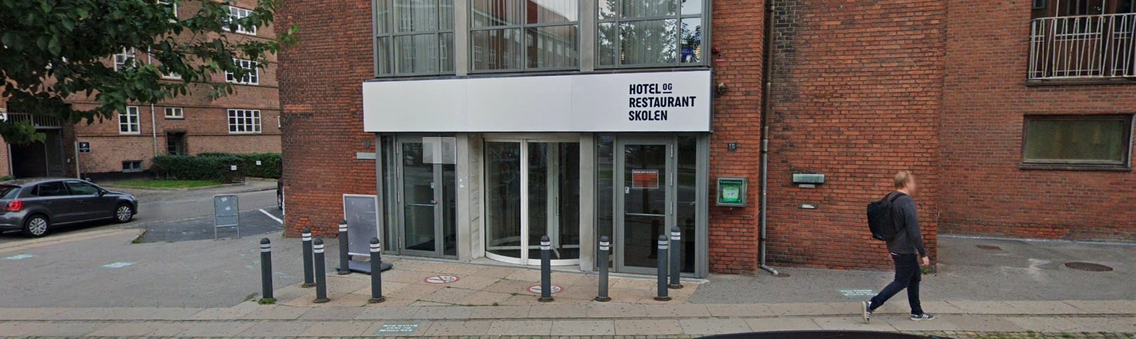 Middag på Hotel- og Restaurantskolen 28. februar